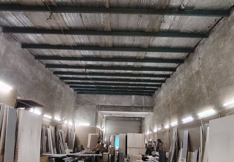 Skudai Lima Kedai mutiara Rini Gelang Patah 1.5terrace factory for rent