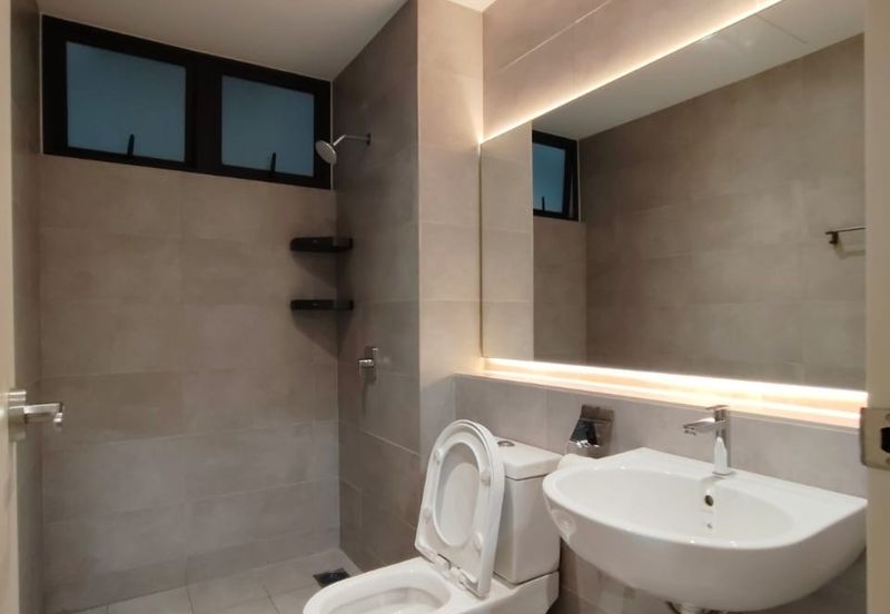 Summit @ Lagoon Residences