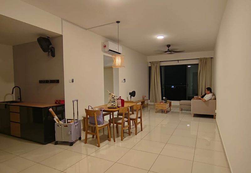 Summit @ Lagoon Residences