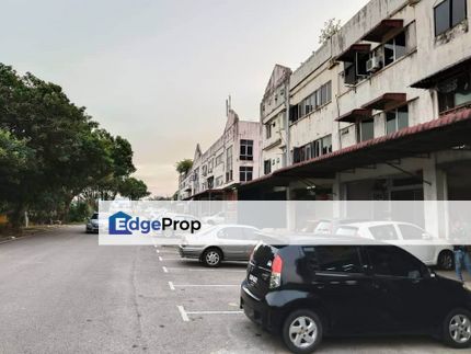 Selesa jaya 1st floor shop apartment for rent , Johor, Skudai