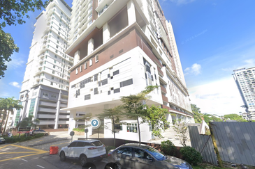 Golden Sands Seaview Residence