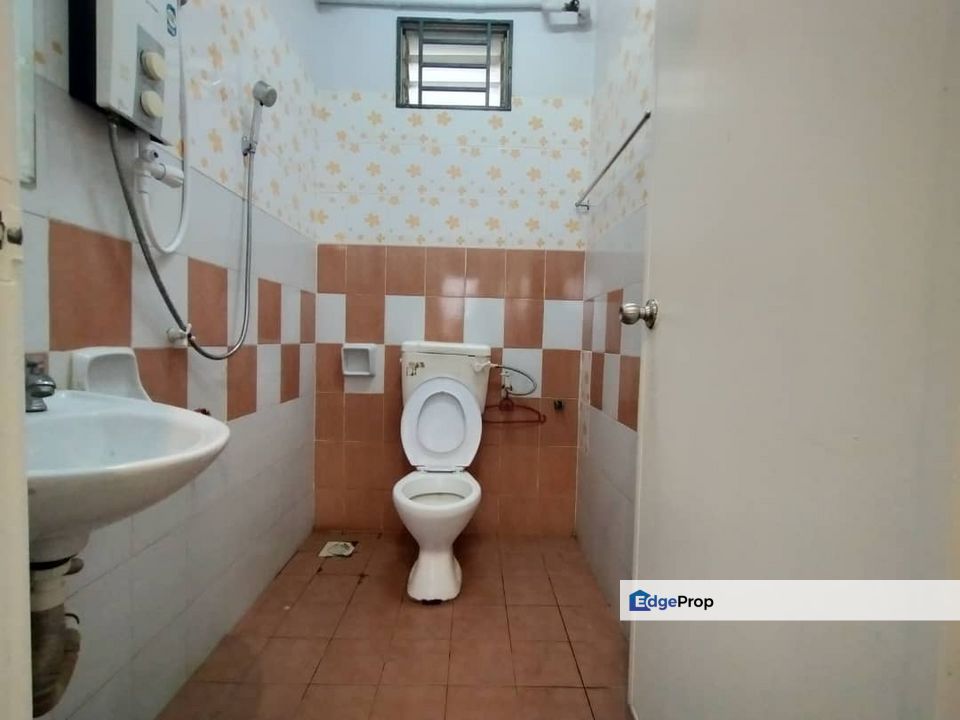 Bukit indah Flat for sale Full loan & cash out , Johor, 