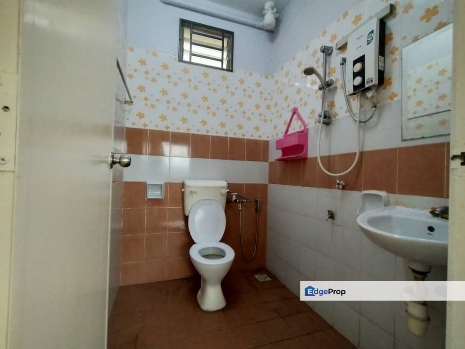 Bukit indah Flat for sale Full loan & cash out , Johor, 