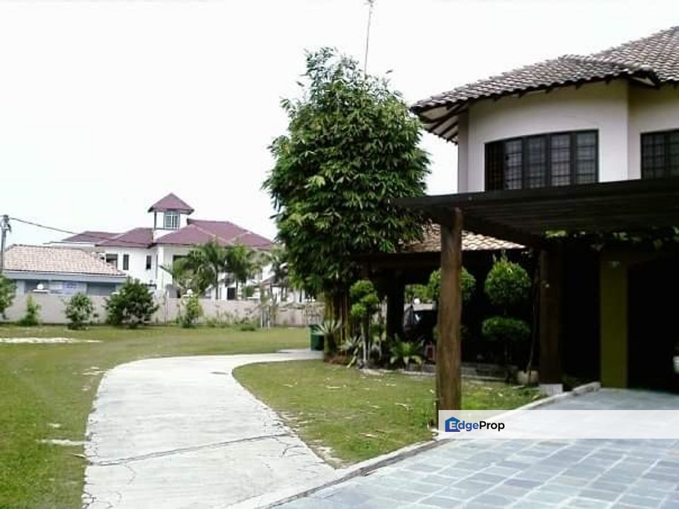 Bandar Putra Kulai IOI Palm Vill 2 Storey biggest Semi D House for Sale, Johor, Segamat