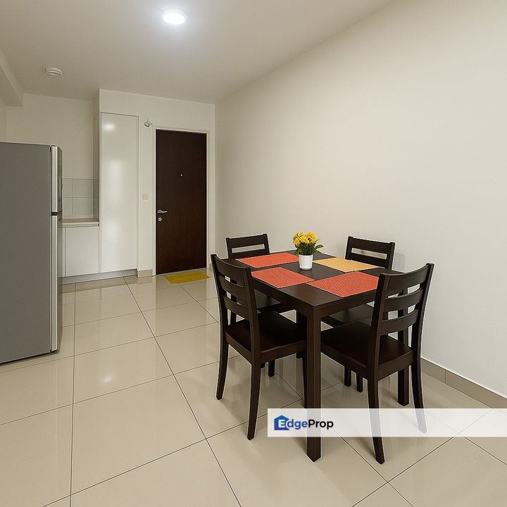Mount Austin , Austin suites for rent 1(big)+1(small) room , Johor, Johor Bahru
