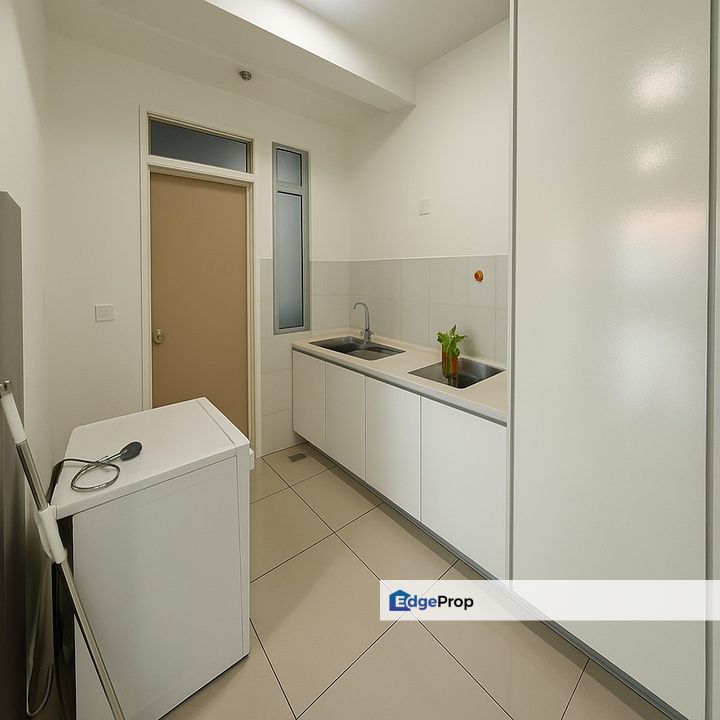 Mount Austin , Austin suites for rent 1(big)+1(small) room , Johor, Johor Bahru