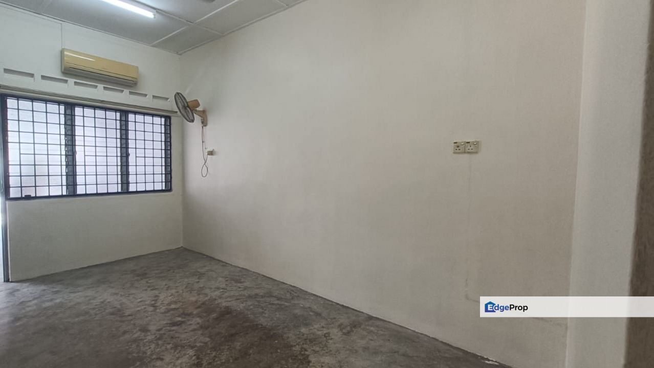 Bukit Jaya Ulu Tiram 1storey House Unblock View for Rent, Johor, Ulu Tiram