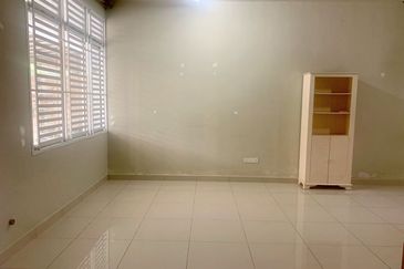 Austin Residence @Taman Mount Austin