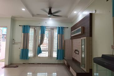 Austin Residence @Taman Mount Austin