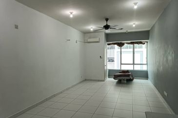 Akademik Suite @ Mount Austin