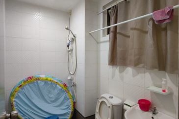 Seasons Luxury Apartments @ Amara Larkin