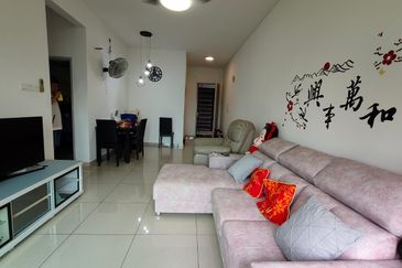 Seasons Luxury Apartments @ Amara Larkin