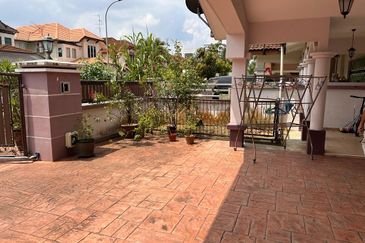 Austin Residence @Taman Mount Austin