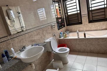 Austin Residence @Taman Mount Austin