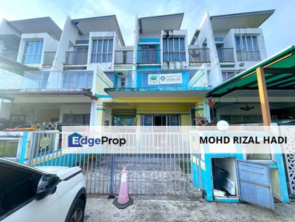 Batu Caves  |3 Storey House Selaseh 36 | Taman Selaseh Fasa 2, Selangor, Batu Caves 