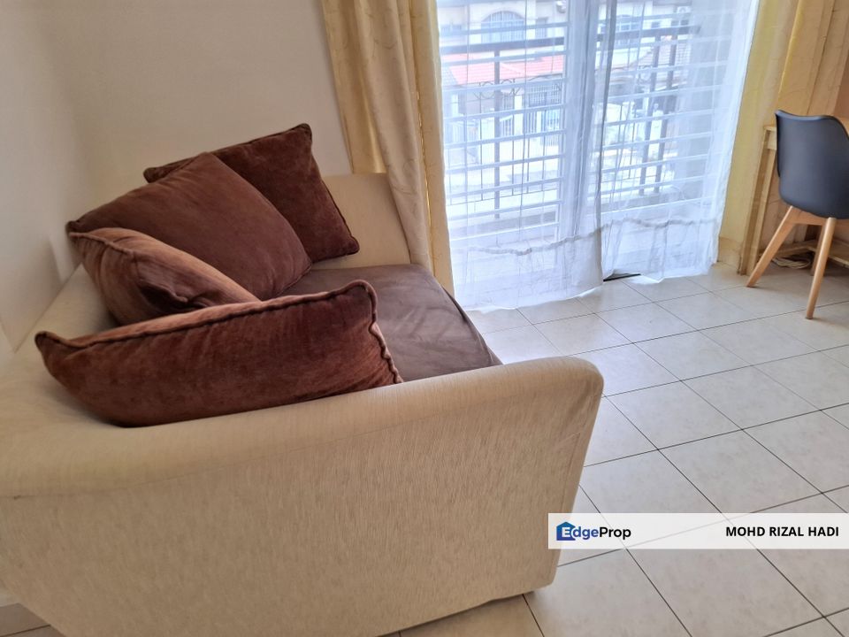 Taman Puncak Jalil, Seri Kembangan | 3 Storeys Terrace | Fully Furnished, Selangor, Seri Kembangan