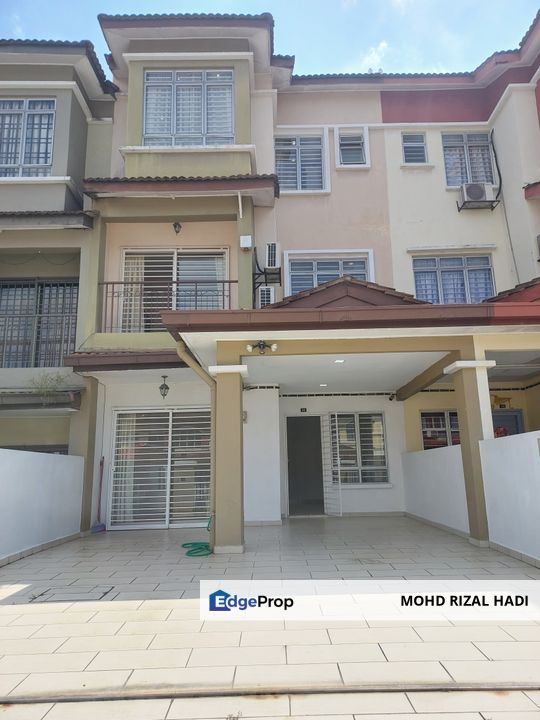 Taman Puncak Jalil, Seri Kembangan | 3 Storeys Terrace | Fully Furnished, Selangor, Seri Kembangan