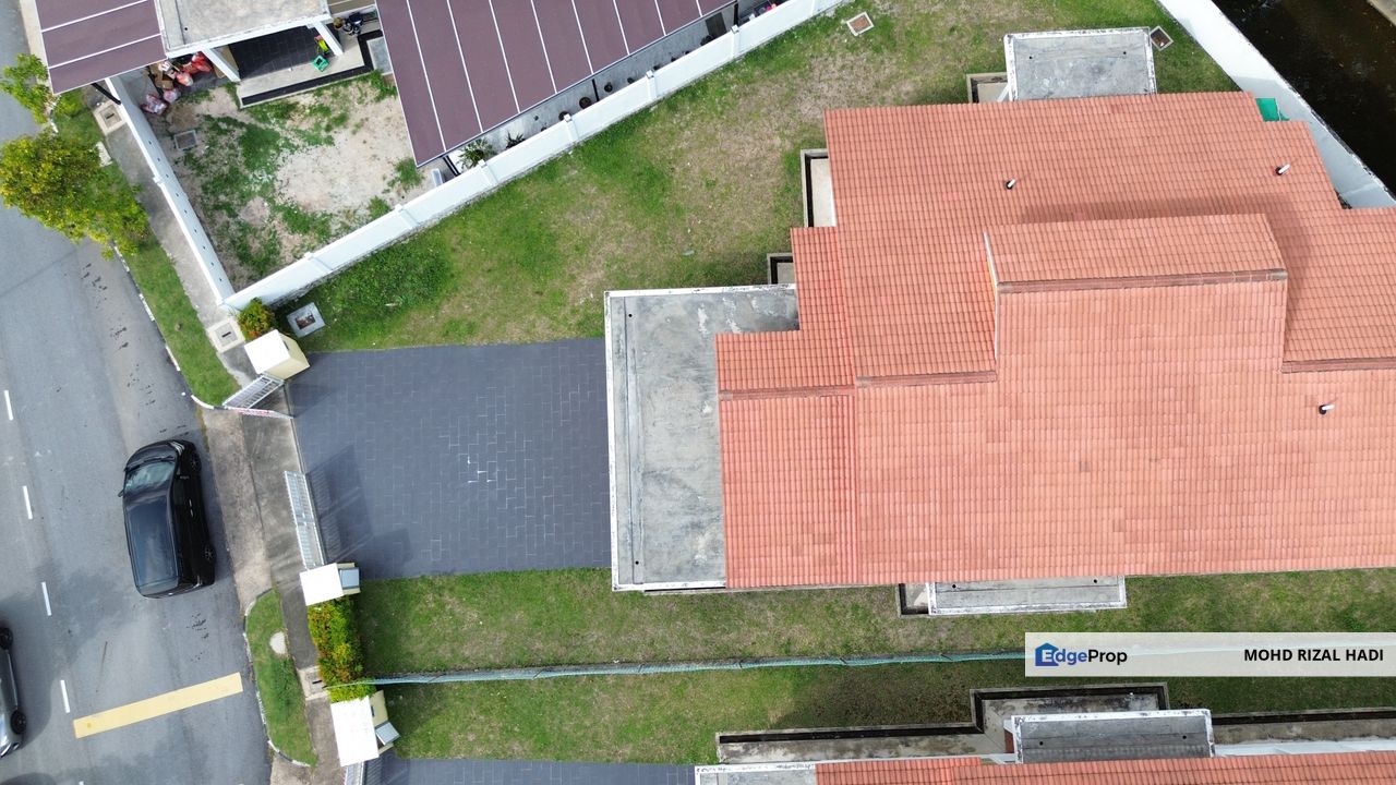 Taman Bandar Senawang | Single Storey Bungalow | Low Booking Fee - Full Loan | Huge Land, Negeri Sembilan, Seremban