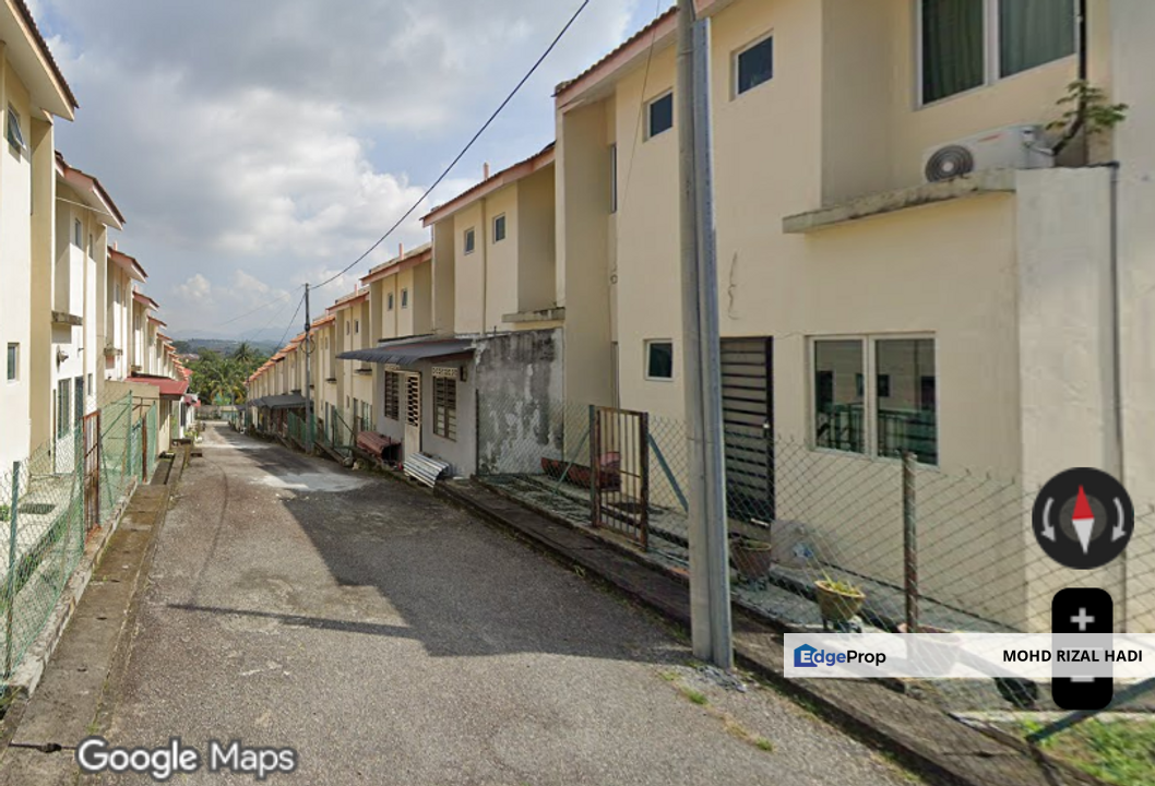 Seremban | 2 Storey Terrace House Intermediate | Taman Cempaka Heights | Auction Below Market, Negeri Sembilan, Seremban