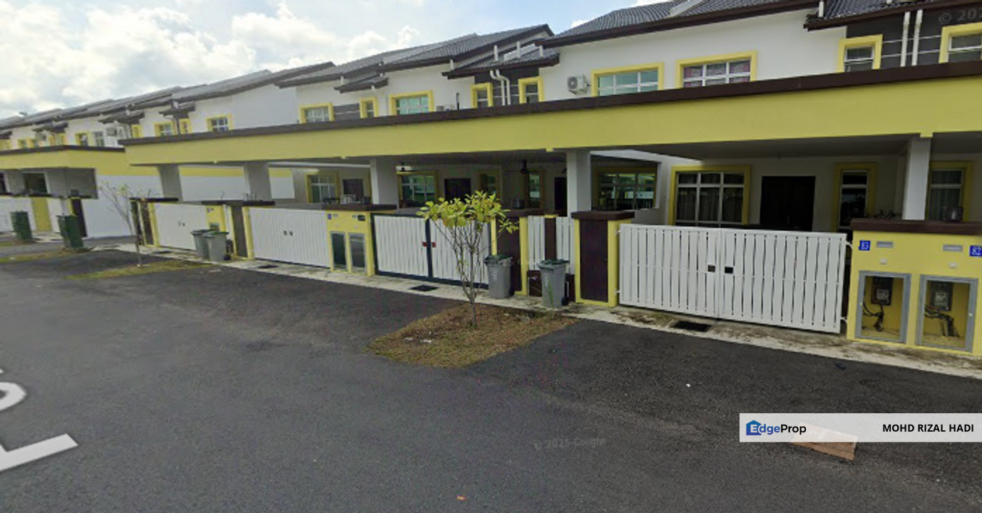 Teres 2 Tingkat Taman Bukit Senawang Perdana (Freehold), Negeri Sembilan, Seremban