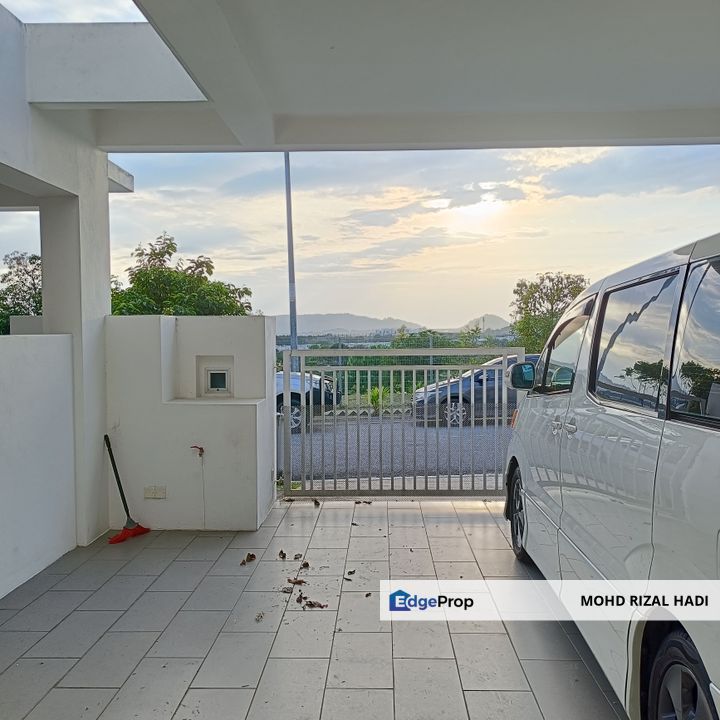 Bandar Seri Sendayan | Double Storey Non Bumi Lot RM 680k | Open Facing, Negeri Sembilan, Seremban