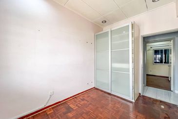 Bayu Tasik Condominium