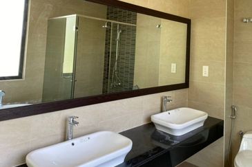 Lepironia Gardens, Setia Eco Glades