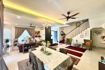 Perdana Lakeview East