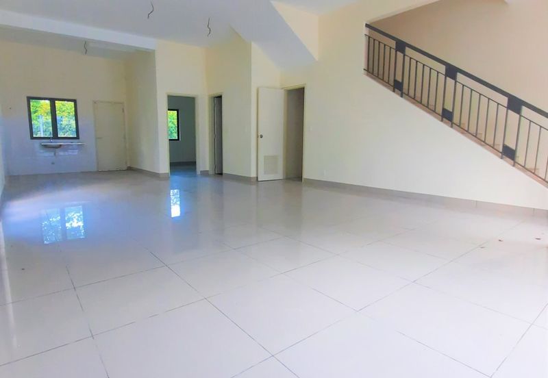 Monet Lily @ Sunsuria City