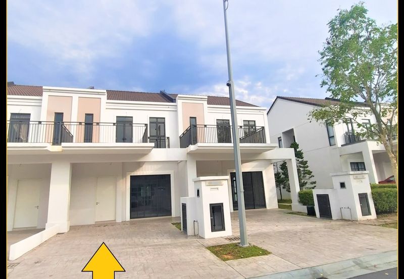 Monet Lily @ Sunsuria City