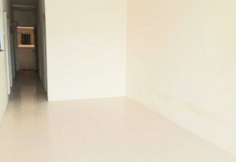 Residensi Bistaria, Ukay Bistari