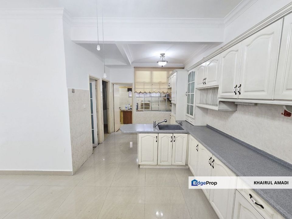 Usj 22 USJ Selangor For Sale Facing Open Double Storey Terrace , Selangor, USJ