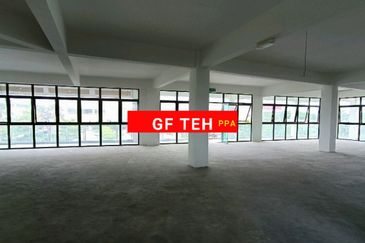 Pusat Perniagaan Alma