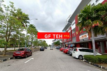 Pusat Perniagaan Alma