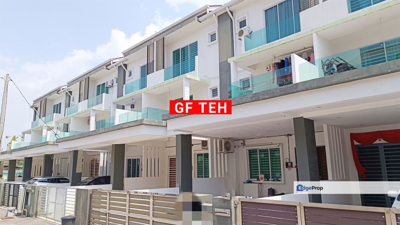 3 storey terrace Maple Residence | Gated & Guarded | Partial Renovated, Penang, Sungai Puyu
