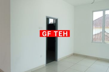 3 Storey Bungalow Kampung Benggali