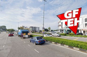 MAIN ROAD @ Jalan jambu, Double Storey Semi D Shop Lot, Taman Teh Teng Seng, Ipoh ,Perak