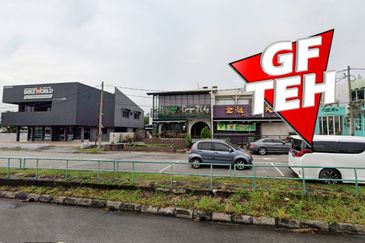 MAIN ROAD @ Jalan jambu, Double Storey Semi D Shop Lot, Taman Teh Teng Seng, Ipoh ,Perak