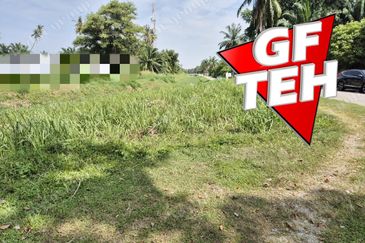 Jalan IKS Simpang Ampat