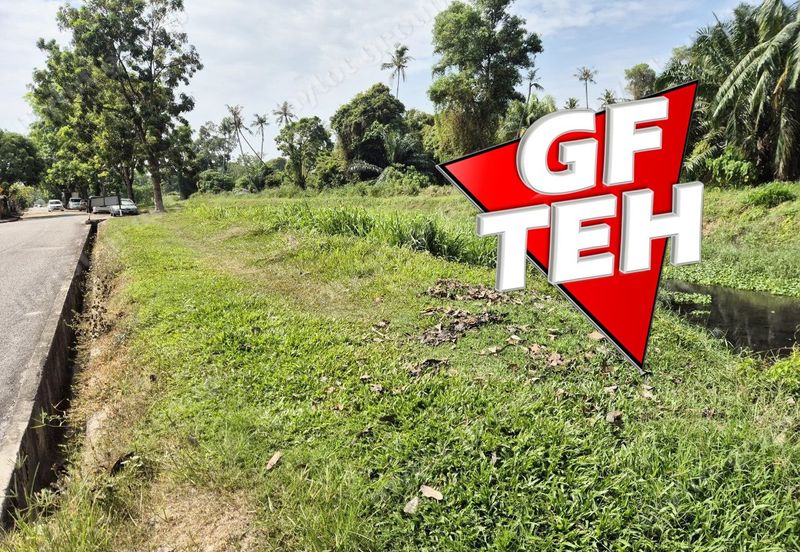 Jalan IKS Simpang Ampat