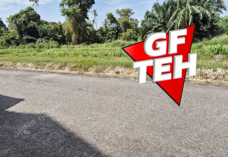 Jalan IKS Simpang Ampat