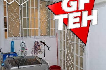 Arasia Perdana (The Clovers)