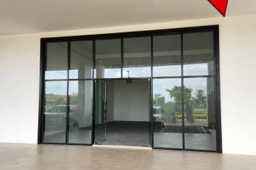 Vivo Executive Apartment | Ground Floor Shop Office | Batu Kawan | For Rent o