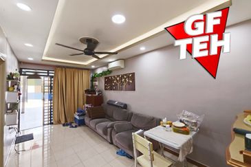 Jalan IKS Simpang Ampat