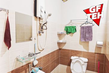 Jalan IKS Simpang Ampat