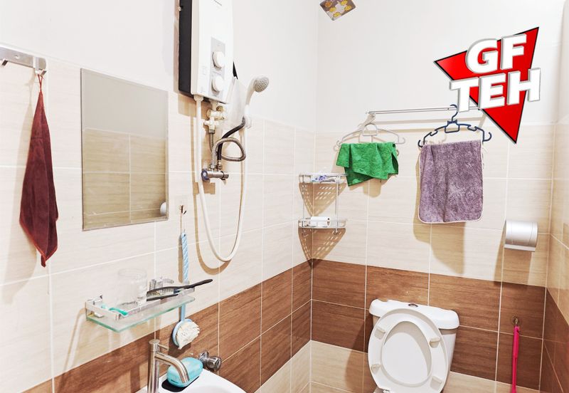 Jalan IKS Simpang Ampat