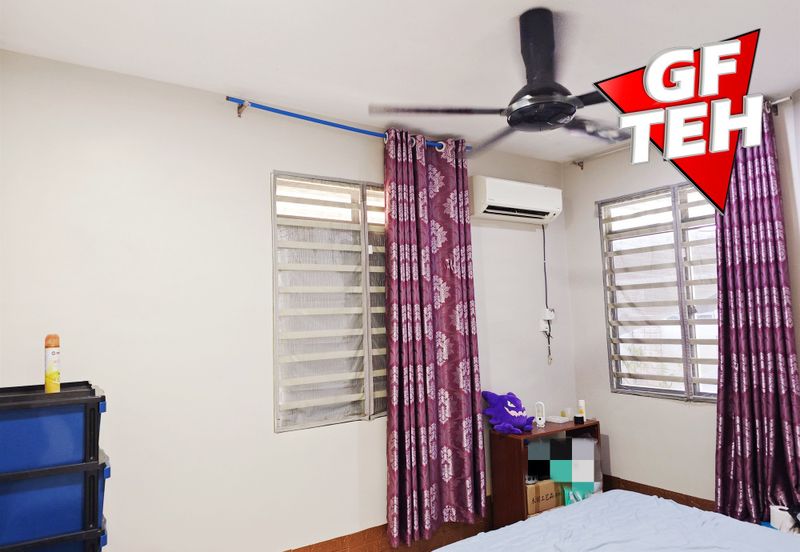 Jalan IKS Simpang Ampat