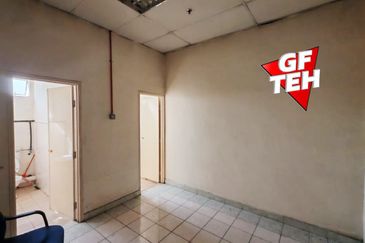 Kawasan Perusahaan Bebas Perai (I)