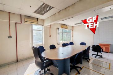 Kawasan Perusahaan Bebas Perai (I)