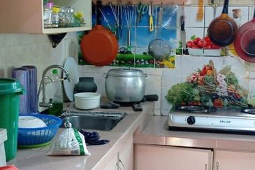 Lorong IKS Simpang Ampat A